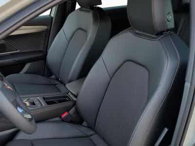 Cupra Leon e-TSI (2026) - Photo 9