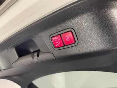 Mercedes GLC 300 COUPE 300 E 320 CV 4MATIC DCT AMG LINE GPS AMGLINE (2020) - Photo 11