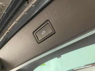 VW Tiguan 2.0 TDI 150 DSG7 LIFE VIRTUAL COCKPIT (2021) - Photo 8