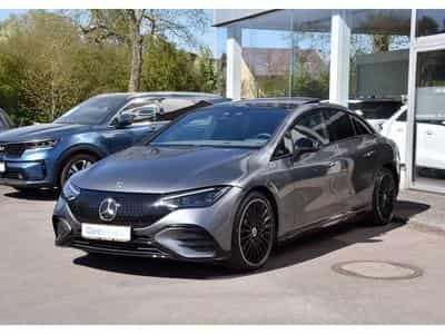 Mercedes EQE 300 AMG Line AIRMATIC DISTR CUIR MEMO PANO BURMESTER CAM360 (2025) - Foto 2