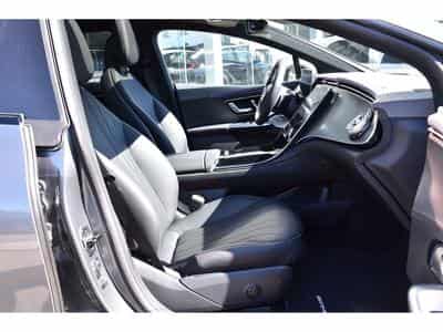 Mercedes EQE 300 AMG Line AIRMATIC DISTR CUIR MEMO PANO BURMESTER CAM360 (2025) - Foto 7