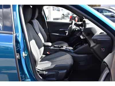 Peugeot 2008 1.2 Hybrid 145 Allure e-DCS6 ACC LANE SIDE GPS CAM360 1°MAIN (2025) - Foto 7