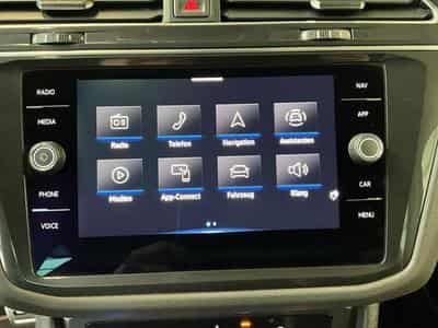 VW Tiguan Life-Urban-Sport+DSG+RearView+Navi (2024) - Foto 13