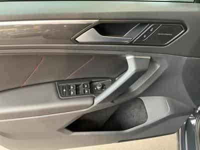 VW Tiguan Life-Urban-Sport+DSG+RearView+Navi (2024) - Foto 14