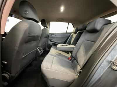 VW Golf Life+DSG+Led+LM17+Digi+ (2024) - Foto 15