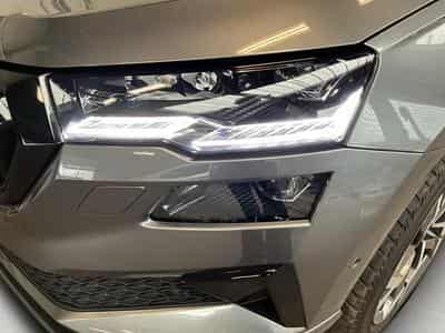 Skoda Karoq Sportline+DSG+4x4+SUITE+Kessy+ACC (2024) - Foto 9