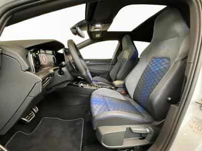 VW Golf R+Perf+DSG+4M+Pano+Led (2025) - Foto 9