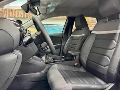 Citroen C4 C4 1.2 131cv MAX Navi/LED/ClimA/Cam360/ALU18 (2024) - Photo 5