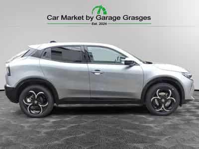 Alfa-Romeo Junior IBRIDA TI 1.2 VGT (2026) - Foto 6