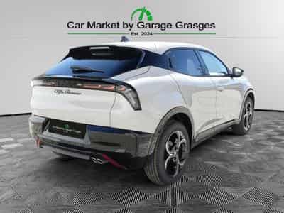 Alfa-Romeo Junior IBRIDA TI 1.2 VGT (2026) - Foto 5