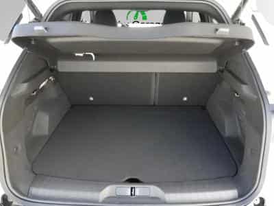 Alfa-Romeo Junior IBRIDA TI 1.2 VGT (2026) - Foto 8