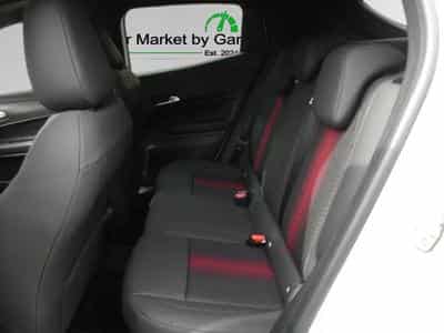 Alfa-Romeo Junior IBRIDA TI 1.2 VGT (2026) - Foto 14