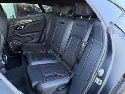 Lamborghini Urus 4.0 V8 Auto./PANO/22/360°/HUD/CARBON/VOLL (2021) - Photo 12