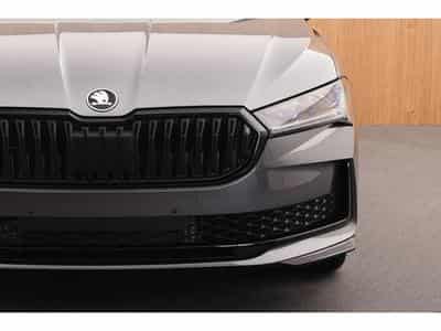 Skoda Superb Combi Sportline 2.0 TDI DSG7 110kW-150CV - DCC+ - Attelage - (2025) - Photo 12