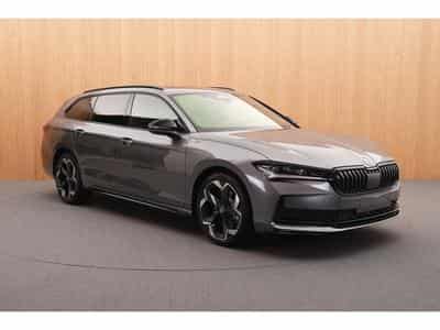Skoda Superb Combi Sportline 2.0 TDI DSG7 110kW-150CV - DCC+ - Attelage - (2025) - Photo 8