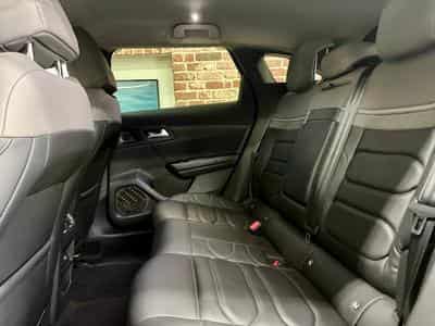 Citroen C5 X C5 X 131cv Auto PLUS Cuir/Nav/ClimA/LED/HUD (2024) - Photo 6