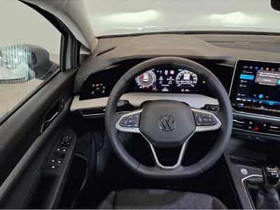 VW Golf (2026) - Photo 12