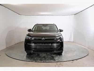 VW Tiguan (2024) - Foto 8
