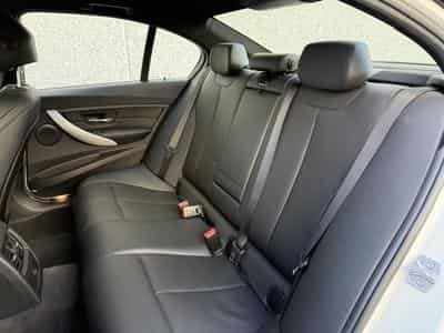 BMW 335 335 i/Active Hybrid /Sport-Paket M/Camera/Bi Xénon/Cuir/ (2015) - Photo 10