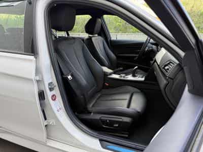 BMW 335 335 i/Active Hybrid /Sport-Paket M/Camera/Bi Xénon/Cuir/ (2015) - Photo 8