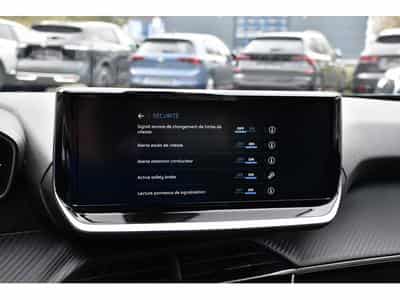 Peugeot 2008 1.2 Hybrid 145 e-DCS6 Style REGUL LANE PDC 1° MAIN (2025) - Photo 13