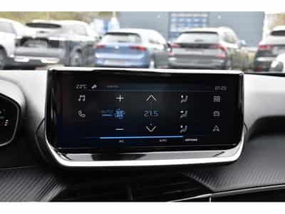 Peugeot 2008 1.2 Hybrid 145 e-DCS6 Style REGUL LANE PDC 1° MAIN (2025) - Photo 14