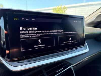 PEUGEOT 208 1.2 Hybrid 100ch GT e-DCS6 (2024) - Photo 10