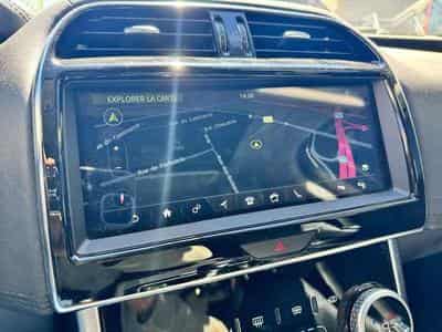 Jaguar XE XE P250 Aut. SE / JUSQU'A 48 MOIS DE GARANTIE (2020) - Photo 15