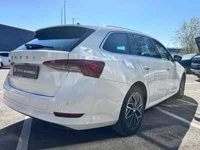 Skoda Octavia Octavia Combi 2.0 TDI DSG Edition Plus (2024) - Photo 7