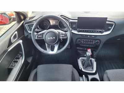 Kia Ceed (2018) - Foto 8
