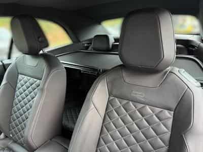 VW T-Roc T-Roc Edition Grey (2023) - Photo 12