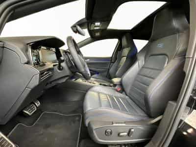 VW Golf R+DSG+4M+P.Leder+Akra+Pano (2021) - Foto 9