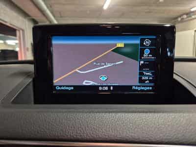 Audi Q3 2.0 TDI 150 BI-XENON NAVI (2015) - Foto 10