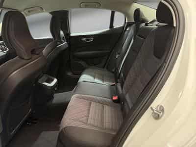 Volvo S60 -46% B4 MHEV 197cv BVA +GPS+CAM+LED+Options (2024) - Photo 8