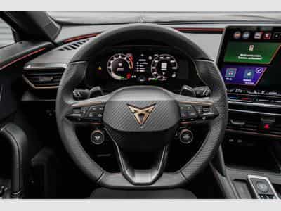 Cupra Formentor 1,5 eTSI DSG (2026) - Photo 9