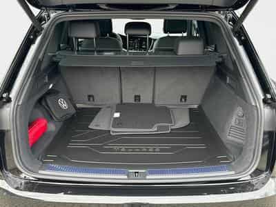 VW Touareg R FINAL EDITION (2026) - Photo 11