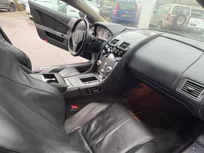 Aston-Martin DB9 BLACK SERIES (2010) - Photo 13