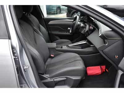 Peugeot 308 1.2 PureTech GT EAT8 REGUL LANE GPS CAM 1° MAIN (2024) - Foto 7