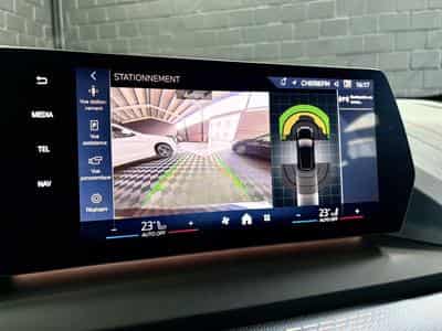 BMW 120 120i M-Sport 170CV  *Sièges Chauffants* Shadow Line * (2025) - Photo 15