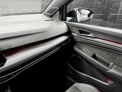 VW Golf GTI Clubsport 2.0 TSI 300 CV DSG7 *PACK PERF* AKRA* MATRIX * (2024) - Photo 15