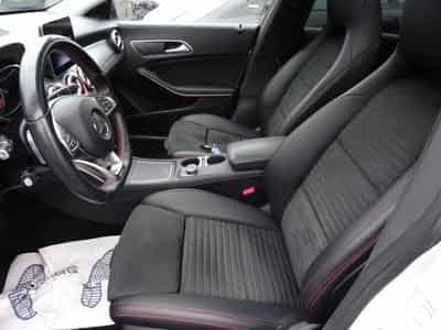 Mercedes CLA 200 Shooting Brake AMG-LINE (2019) - Photo 11