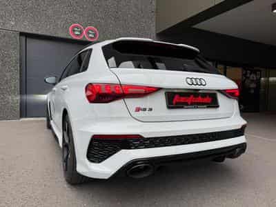 Audi RS3 SPORTBACK FREINS CERAMIQUES 2.5 TFSI 5 cylindres – 400 ch (2024) - Photo 6