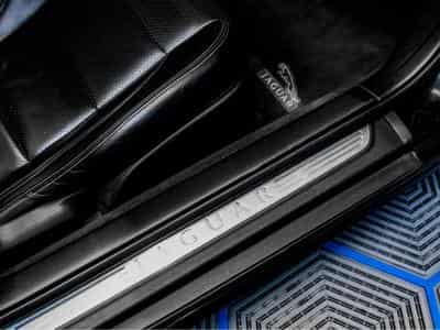 Jaguar XK Jaguar XK Convertible 5.0 V8 - 380 ch - PORTOFOLIO (2009) - Photo 9