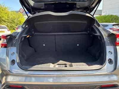 Nissan Juke N-Design (2024) - Photo 12