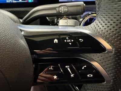 Mercedes CLA 200 AMG night edition CAMERA/ATTELAGE (2025) - Photo 12