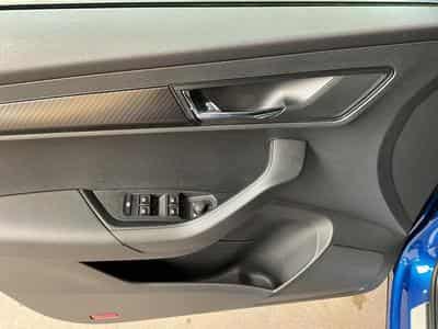 Skoda Karoq Sportline+DSG+AHK+Led+Navi (2025) - Photo 14