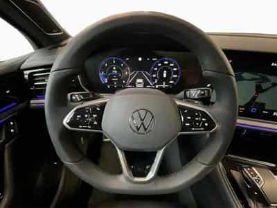 VW Touareg R-Line+4M+Black-Style+Pano+AHK+Stand-H.+DYNAUDIO (2024) - Photo 12
