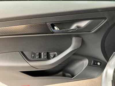 Skoda Karoq Sportline+DSG+Navi+LED (2025) - Photo 14