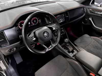 Skoda Kodiaq RS 4X4 2.0 TSI (2023) - Foto 10