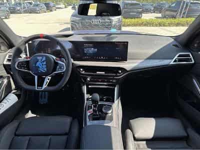 BMW M3 (2024) - Foto 11